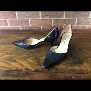 Navy Manolo Blahnik Low Heel